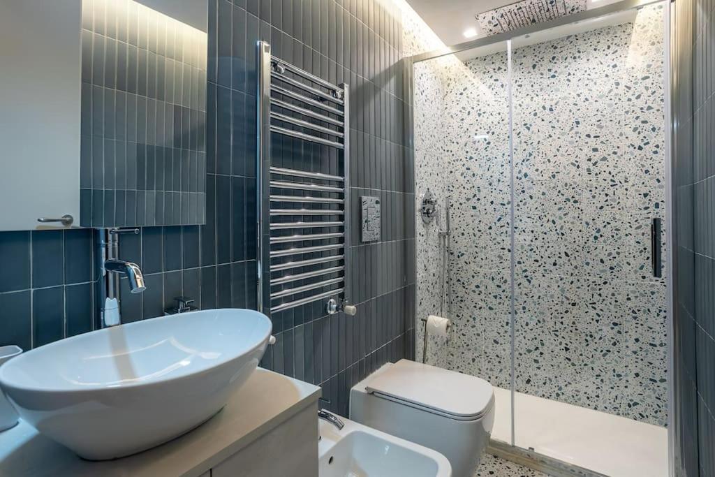 Duomo-Fiera Mi Master Suite Design Wifi+Netflix Milan Exterior photo